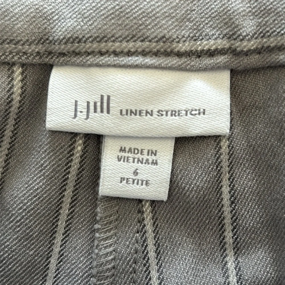 J. Jill Linen stretch size 6 pinstripe ankle pants